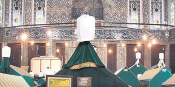 Visiting companions of Prophet Muhammad in Istanbul